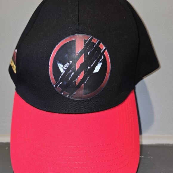 NWOT Deadpool and Wolverine Collectors Hat OS - Picture 2 of 4